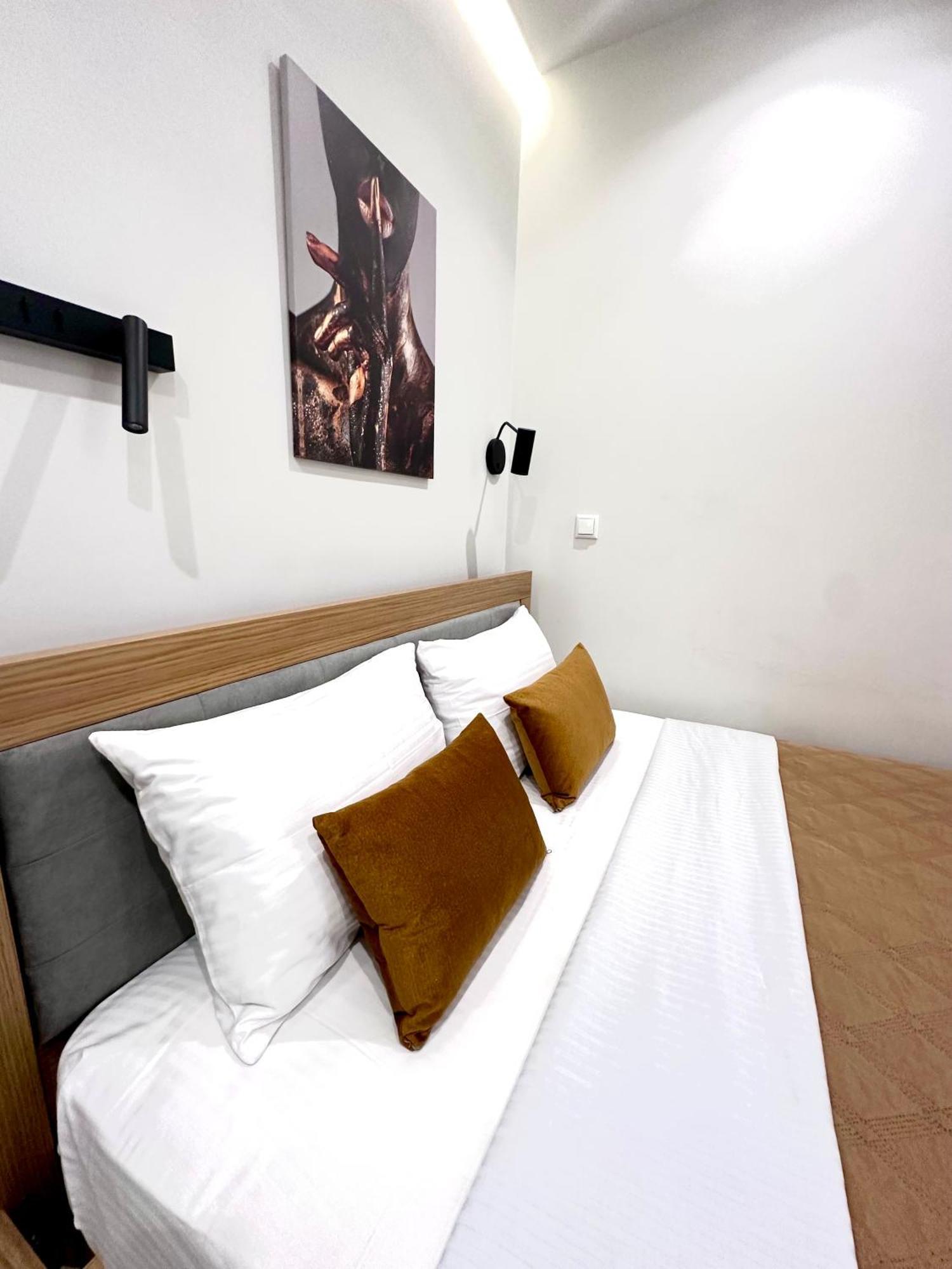 Smart Lux A * Athen